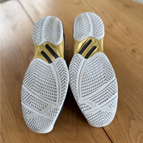 ASICS Men's Black and Gold Athletic Shoes - Picture 5 of 6